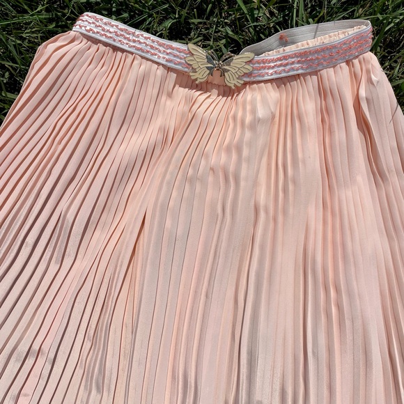 Vintage Pleated Skirt - Picture 2 of 3